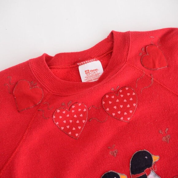 Vintage Hanes Sport Red Crew w Penguin Holding Hearts Valentines Sweater L - Picture 11 of 12